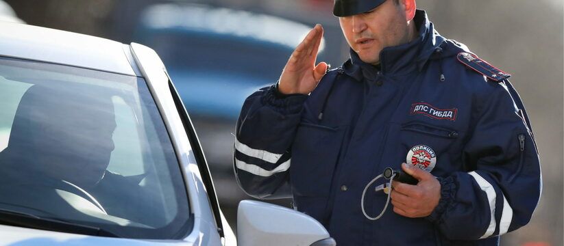 Что водители должны сделать до 23 апреля. Иначе права будут недействительными