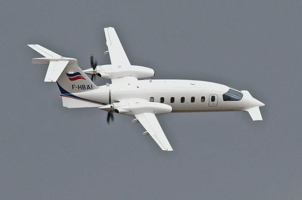  ,    ,   Piaggio P.180 Avanti