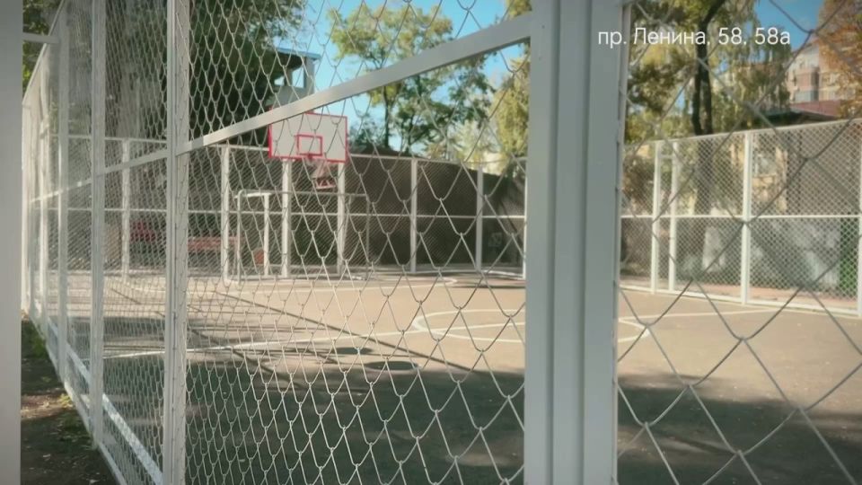  :     