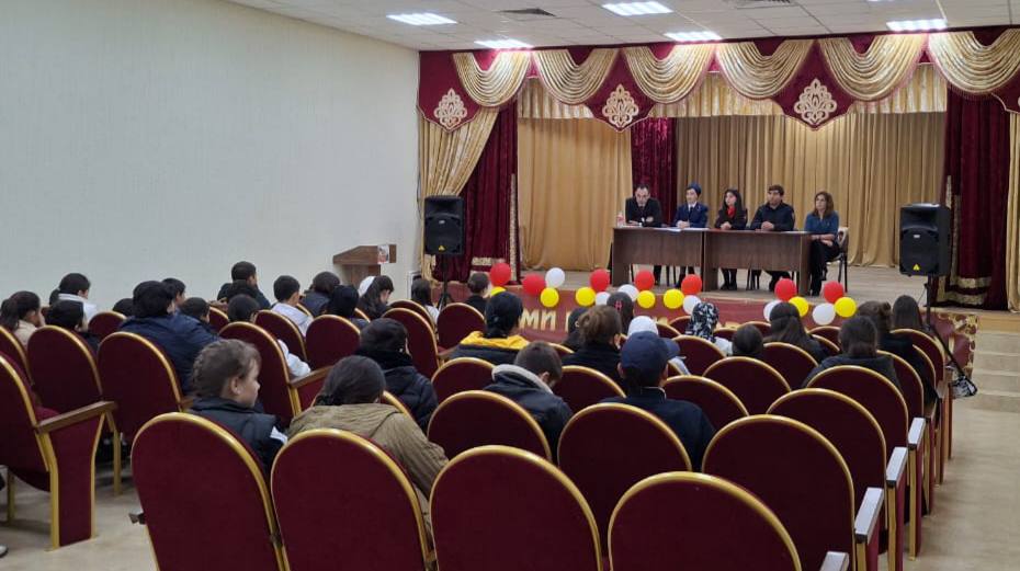 В Карачаевском районе прошли профилактические мероприятия в рамках «Месяца безопасности дорожного движения» В Карачаевском районе прошли профилактические мероприятия в рамках «Месяца безопасности дорожного движения»