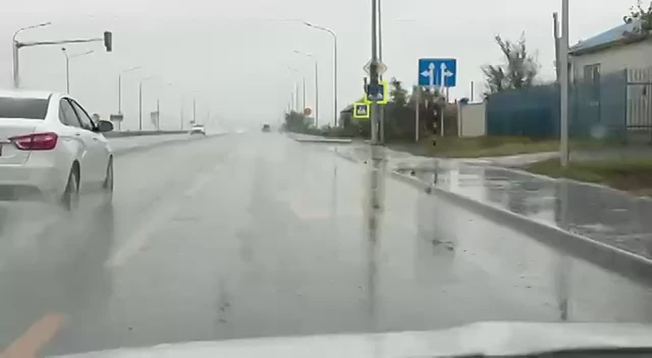 В связи с ухудшением погодных условий автоинспекторы МО МВД России «Хабезский» и МО МВД России «Адыге-Хабльский» просят водителей быть предельно внимательными на дорогах, соблюдать скоростной режим и дистанцию, избегать...