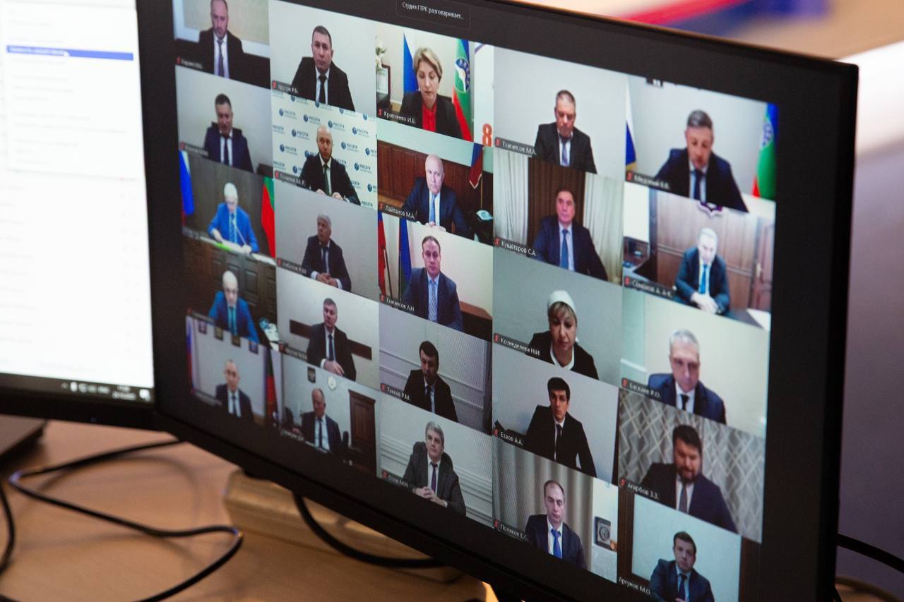 Алексей Баскаев: Глава Карачаево-Черкесии Рашид Темрезов провел ежегодную прямую линию с жителями республики Алексей Баскаев: Глава Карачаево-Черкесии Рашид Темрезов провел ежегодную прямую линию с жителями республики