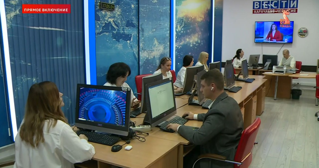 Началась традиционная Прямая линия Главы Карачаево-Черкесии Р. Темрезова с жителями республики Началась традиционная Прямая линия Главы Карачаево-Черкесии Р. Темрезова с жителями республики