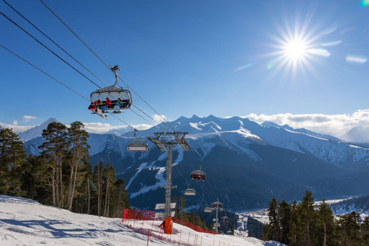 Архыз вошёл в тройку самых популярных горнолыжных курортов зимы