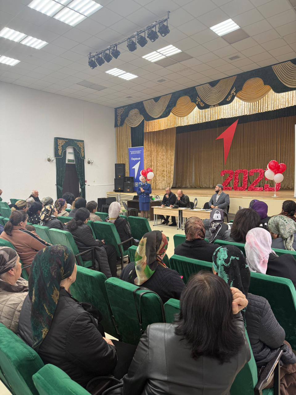 Прокурорами уделяется значимое внимание проведению работы по профилактике кибермошенничеств