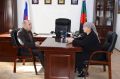 Во исполнение поручения Главы Карачаево-Черкесской Республики Рашида Бориспиевича Темрезова, данного по итогам Прямой линии, провел личную встречу с жительницей села Римгорское Хапаевой Залиной