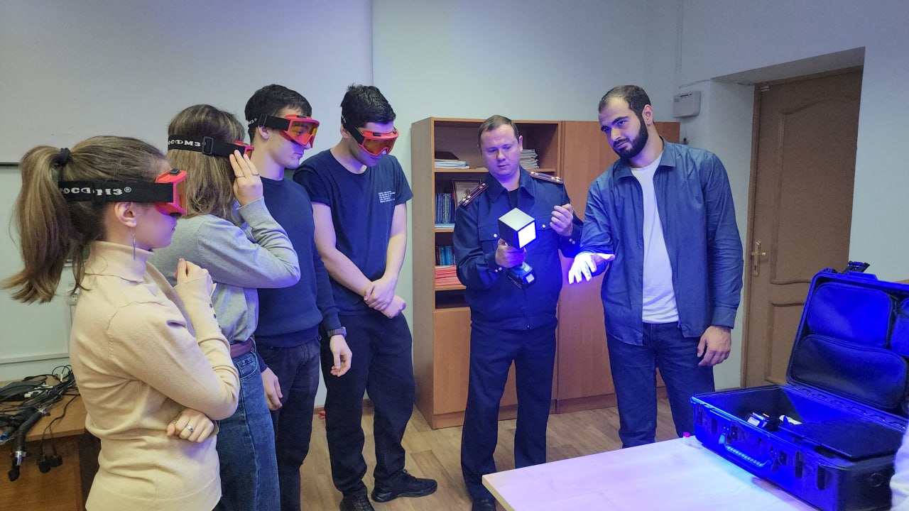 Криминалисты регионального СК России провели профориентационную и профилактическую встречу со студентами республиканского вуза