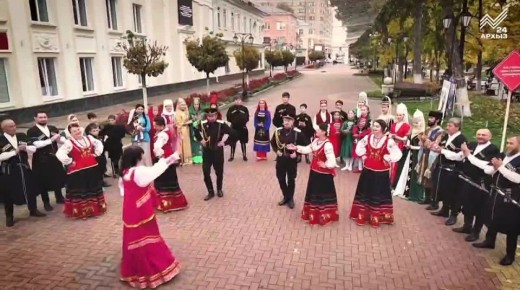 Мы — одна большая семья. Каждый уголок нашей великой России и каждый народ, живущий здесь, уникален