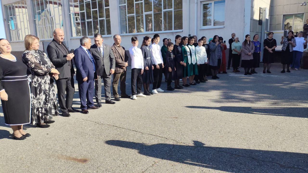 Юбилейная X Всероссийская просветительская акция «Большой этнографический диктант» в Карачаево-Черкесии открыли в Хабезе Юбилейная X Всероссийская просветительская акция «Большой этнографический диктант» в Карачаево-Черкесии открыли в Хабезе