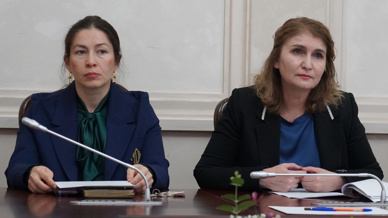 Дахир Мутчаев провел расширенное заседание Комитета по местному самоуправлению, на котором рассмотрели ряд вопросов Дахир Мутчаев провел расширенное заседание Комитета по местному самоуправлению, на котором рассмотрели ряд вопросов