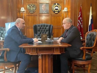 Глава КЧР Рашид Темрезов провел рабочую встречу с мэром Черкесска Алексеем Баскаевым