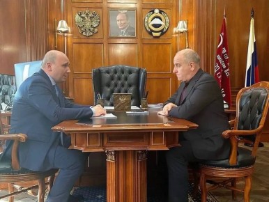 Глава КЧР Рашид Темрезов провёл рабочую встречу с мэром Черкесска Алексеем Баскаевым