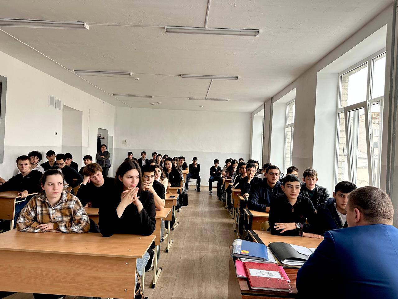 Встреча со студентами колледжа в целях профилактики наркопреступлений организована прокуратурой республики Встреча со студентами колледжа в целях профилактики наркопреступлений организована прокуратурой республики