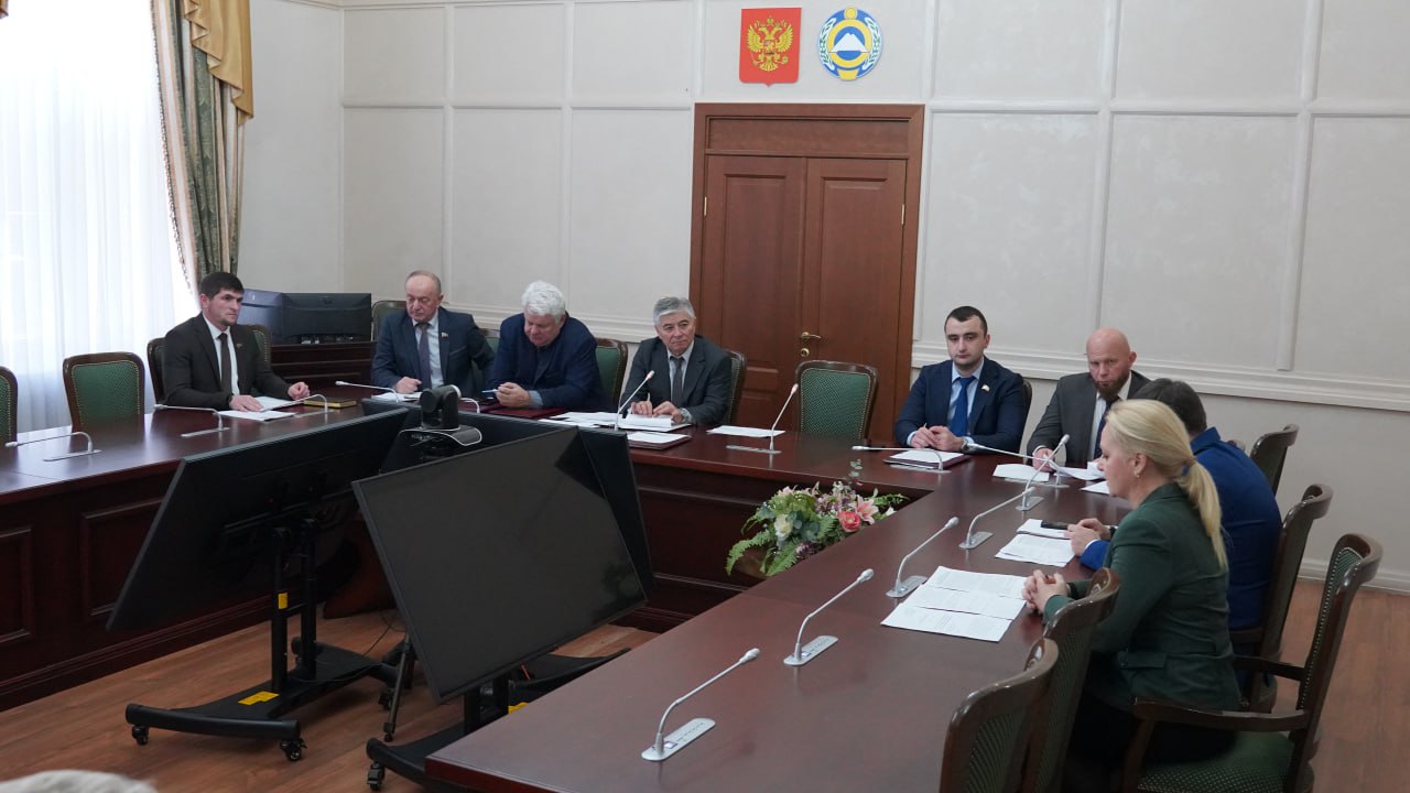 В Комитете по законодательству прошло заседание В Комитете по законодательству прошло заседание