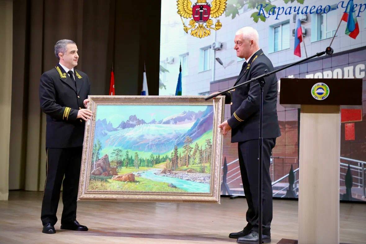 Алексей Баскаев: 80 лет Черкесскому городскому суду КЧР Алексей Баскаев: 80 лет Черкесскому городскому суду КЧР