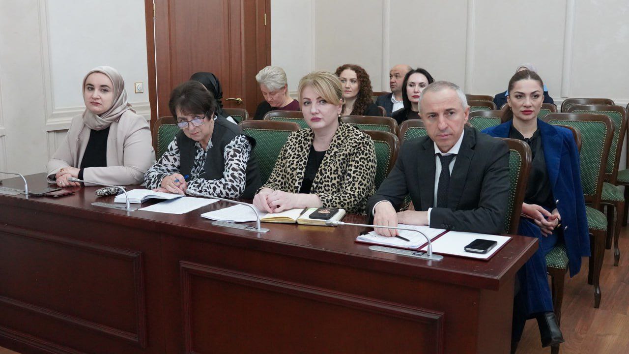 ВНЕСЕНЫ ИЗМЕНЕНИЯ В ЗАКОНЫ, РЕГЛАМЕНТИРУЮЩИЕ РЕФОРМУ МУНИЦИПАЛЬНОГО УПРАВЛЕНИЯ В КАРАЧАЕВО-ЧЕРКЕСИИ