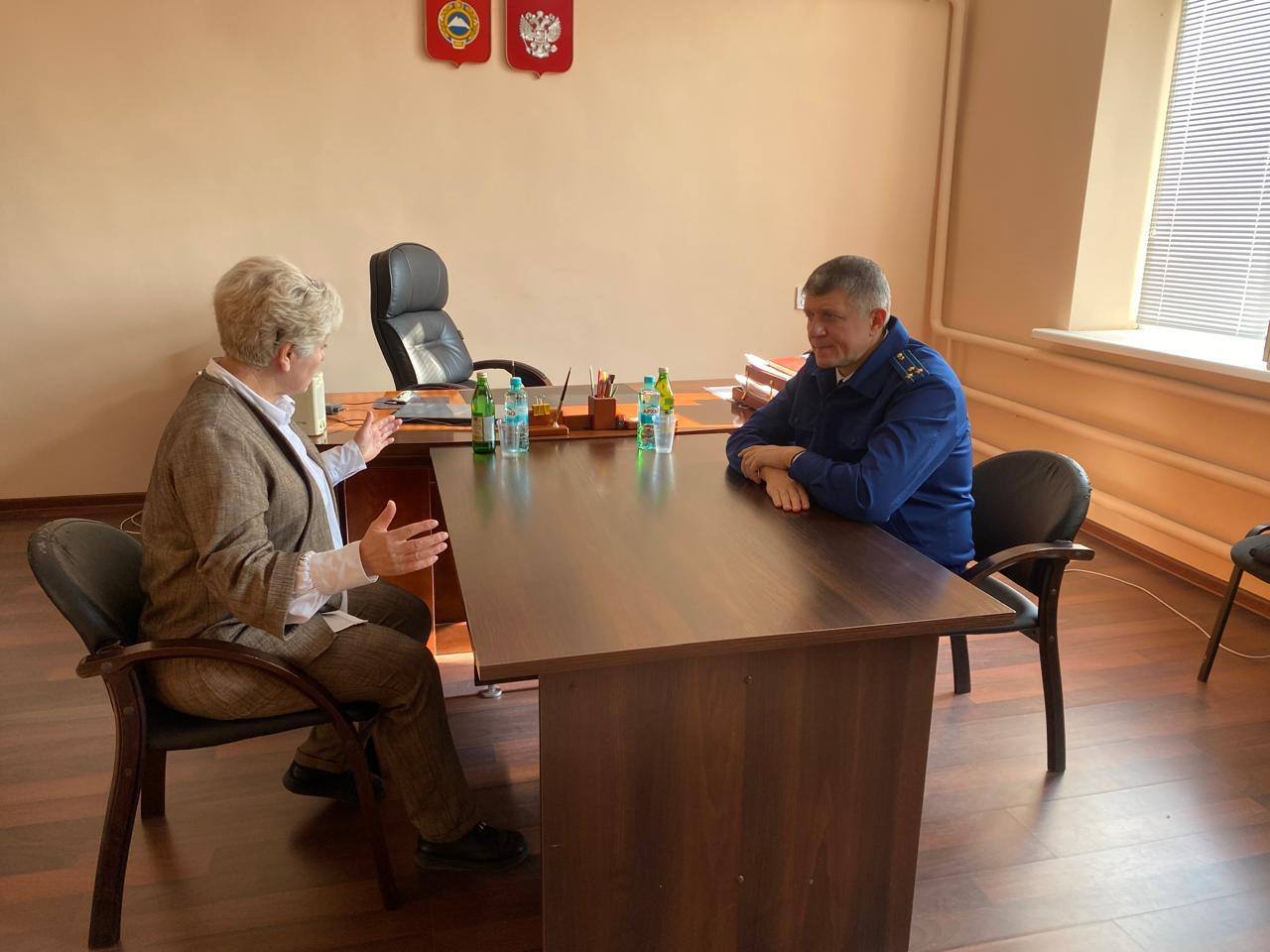 Заместитель прокурора Карачаево-Черкесской Республики Дмитрий Кривошеев провел выездной личный прием жителей Усть-Джегутинского района Заместитель прокурора Карачаево-Черкесской Республики Дмитрий Кривошеев провел выездной личный прием жителей Усть-Джегутинского района