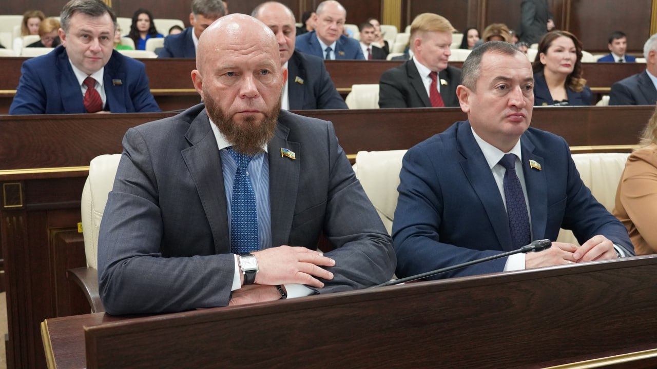 В Парламенте КЧР состоялась очередная 15 сессия VII созыва В Парламенте КЧР состоялась очередная 15 сессия VII созыва