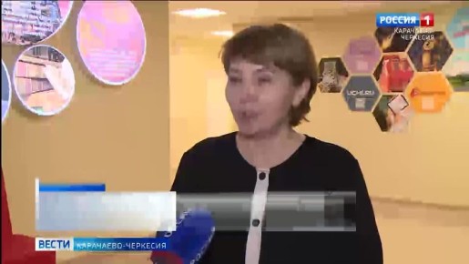 46 учебных кабинетов, современное оборудование, креативное пространство площадью более 16.000 м - в таких условиях уже второй год учатся дети в школе №7 имени Бориса Джамашевича Узденова в селе Учкекен