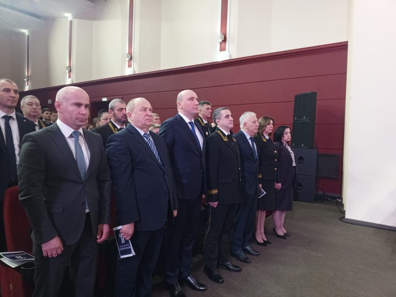 В эти минуты судьи Черкесского городского суда принимают поздравления с 80 летием образования В эти минуты судьи Черкесского городского суда принимают поздравления с 80 летием образования