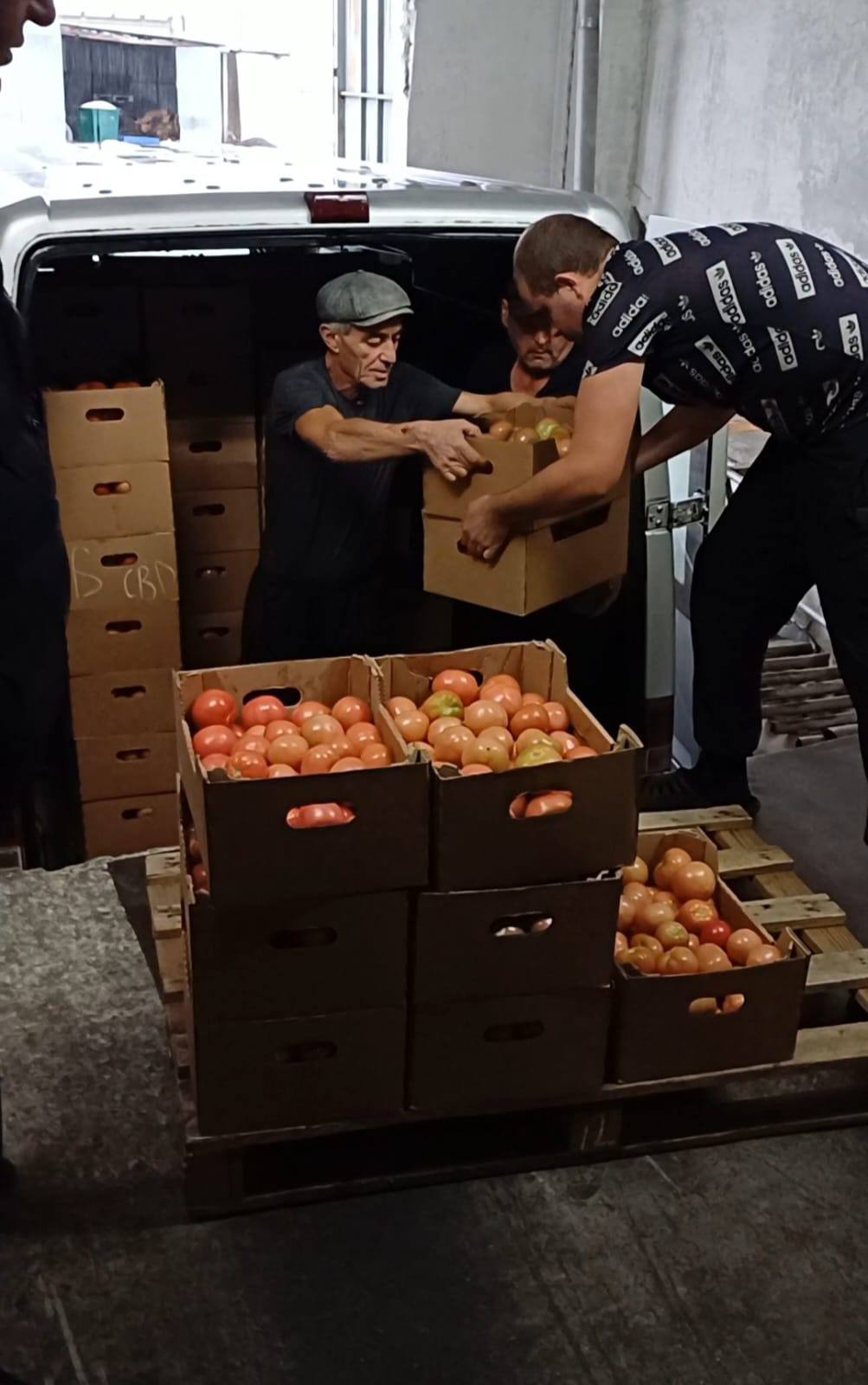 Ветераны МВД Карачаево-Черкесии совместно с администрацией Карачаевского района направили гуманитарный груз в полевой военный госпиталь в Запорожье Ветераны МВД Карачаево-Черкесии совместно с администрацией Карачаевского района направили гуманитарный груз в полевой военный госпиталь в Запорожье