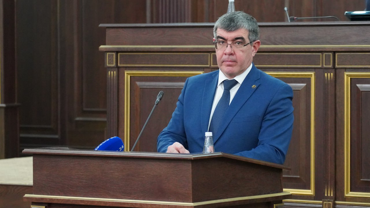 В Парламенте КЧР состоялась очередная 15 сессия VII созыва В Парламенте КЧР состоялась очередная 15 сессия VII созыва