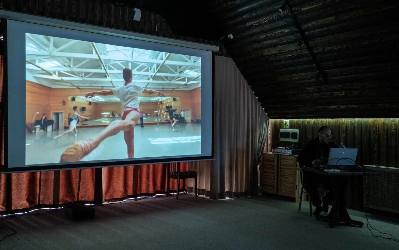 В КЧР продолжает работу Кавказская Кинолаборатория полного цикла В КЧР продолжает работу Кавказская Кинолаборатория полного цикла