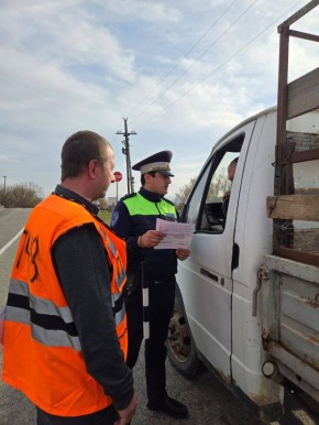Сотрудники Госавтоинспекции Отдела МВД России по Прикубанскому району совместно с представителями ОАО «РЖД» провели профилактическое мероприятие, направленное на привлечение внимания граждан к соблюдению правил безопасности...
