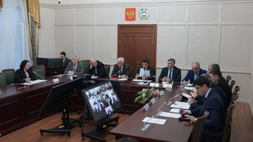 Сегодня в Правительстве КЧР под председательством заместителя полномочного представителя Президента РФ в СКФО Владимира Надыкто и Премьер-министра КЧР Мурата Аргунова состоялось совещание по исполнению поручений главы...