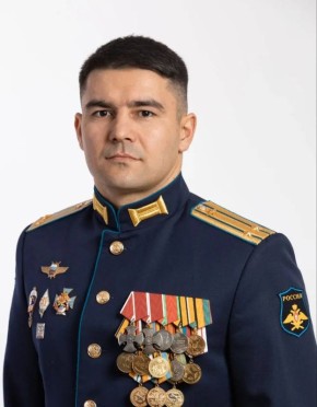 Указом Президента РФ Владимира Путина участник специальной военной операции, участник кадровой программы «Герои Карачаево-Черкесии», начальник Военного учебного центра при СКГА подполковник Рустам Магомедов награждён третьим...