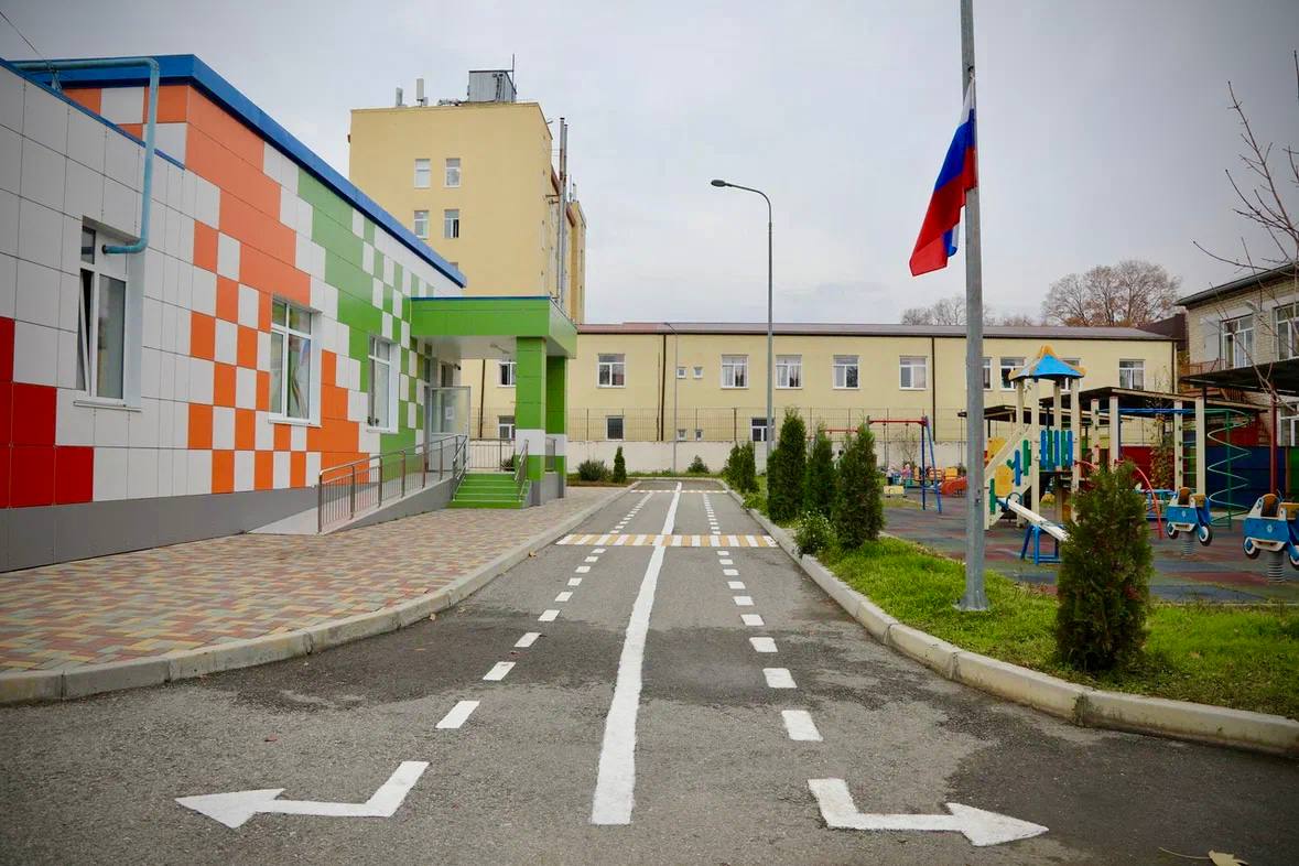 Алексей Баскаев: Обустроим «Огонек» новыми игровыми площадками - по поручению Главы республики Алексей Баскаев: Обустроим «Огонек» новыми игровыми площадками - по поручению Главы республики