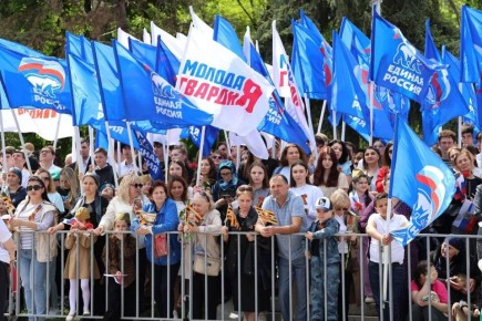 Алексей Баскаев: От всей души поздравляю молодогвардейцев Единой России 20-летним со дня основания движения!