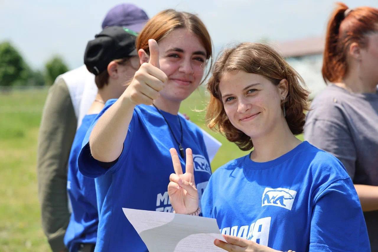 Алексей Баскаев: От всей души поздравляю молодогвардейцев Единой России 20-летним со дня основания движения! Алексей Баскаев: От всей души поздравляю молодогвардейцев Единой России 20-летним со дня основания движения!