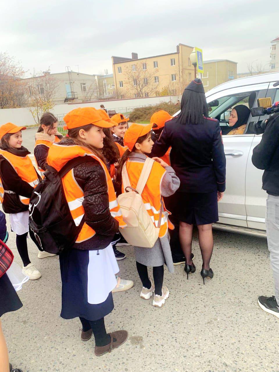 В Черкесске прошла акция, приуроченная ко Всемирному дню памяти жертв ДТП В Черкесске прошла акция, приуроченная ко Всемирному дню памяти жертв ДТП