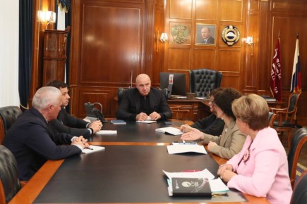 Рашид Темрезов: Сегодня Президент Российской Федерации Владимир Путин подписал Федеральный закон "О внесении изменений в статьи 69 и 79 Федерального закона "Об основах охраны здоровья граждан в Российской Федерации" и...