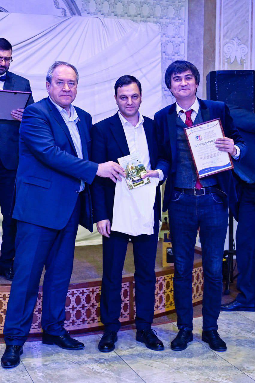 Коллектив Ногайского драматического театра завоевал звание лауреата на первом Межрегиональном фестивале национальных театров «Къырым ильхамы – Крымское вдохновение» Коллектив Ногайского драматического театра завоевал звание лауреата на первом Межрегиональном фестивале национальных театров «Къырым ильхамы – Крымское вдохновение»