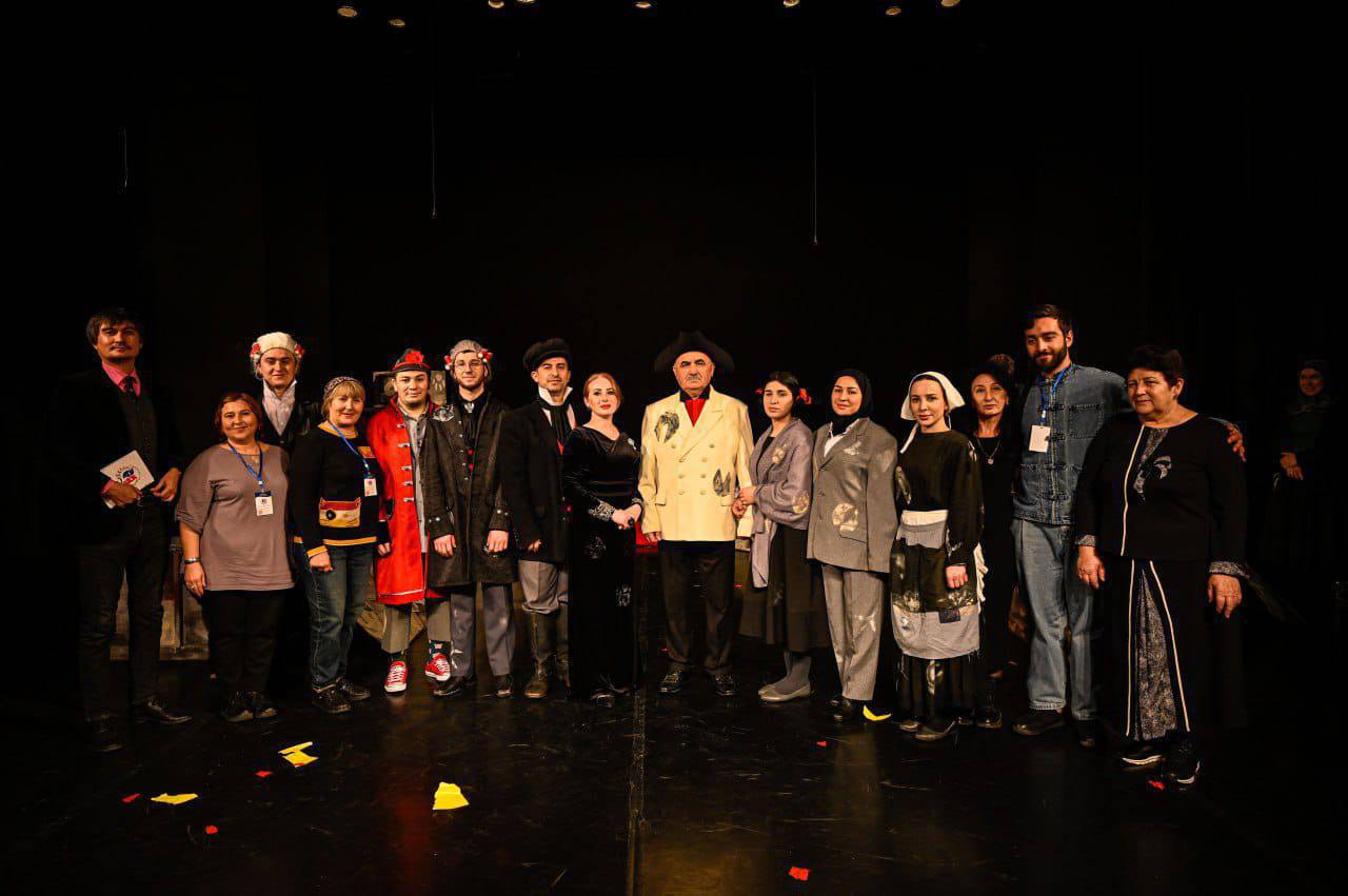 Коллектив Ногайского драматического театра завоевал звание лауреата на первом Межрегиональном фестивале национальных театров «Къырым ильхамы – Крымское вдохновение» Коллектив Ногайского драматического театра завоевал звание лауреата на первом Межрегиональном фестивале национальных театров «Къырым ильхамы – Крымское вдохновение»