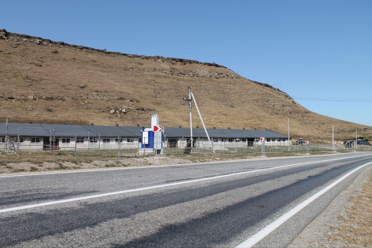 Специалисты филиала «Россети Северный Кавказ» – «Карачаево-Черкесскэнерго» с начала 2025 года подключили к электрическим сетям 36 объектов агропромышленного комплекса суммарной мощностью 3,4 мегаватта (МВт)