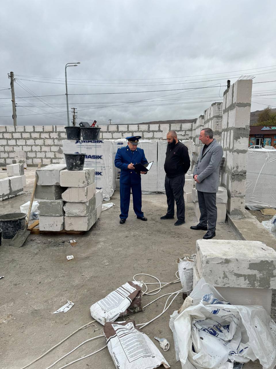 Прокурор Карачаевского района проверил ход строительства фельдшерско-акушерских пунктов Прокурор Карачаевского района проверил ход строительства фельдшерско-акушерских пунктов