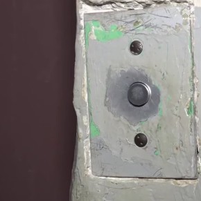 Новому лифту быть. 29 октября в ходе «Прямой линии» Главы КЧР Рашида Темрезова жительница Карачаевска обратилась с просьбой посодействовать в замене лифта в многоквартирном доме по адресу улица Ленина, 56, который регулярно...