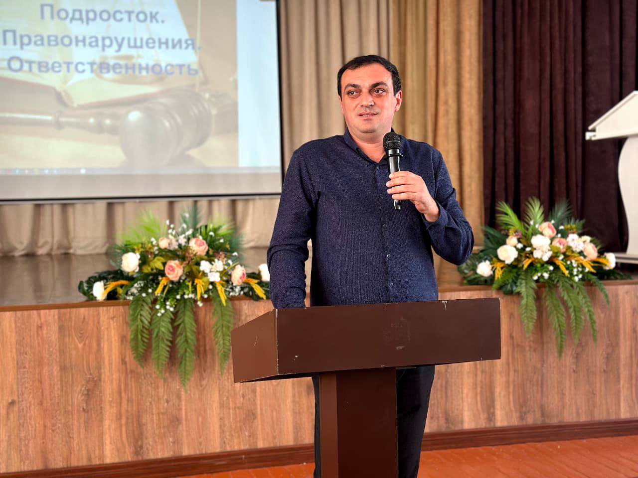 «Чистое поколение»: Полицейские ОМВД России по г. Черкесску предупреждают о молодежь наркоугрозе «Чистое поколение»: Полицейские ОМВД России по г. Черкесску предупреждают о молодежь наркоугрозе