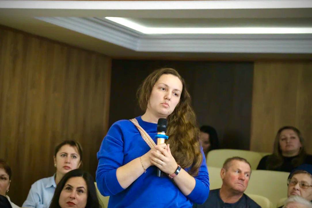 В Черкесске обсудили поддержку семей участников СВО В Черкесске обсудили поддержку семей участников СВО