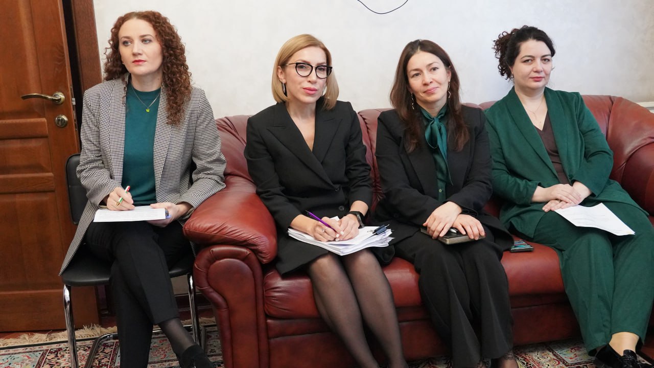 Депутат Хасан Хубиев провел расширенное заседание Комитета по здравоохранению и социальной политике Депутат Хасан Хубиев провел расширенное заседание Комитета по здравоохранению и социальной политике