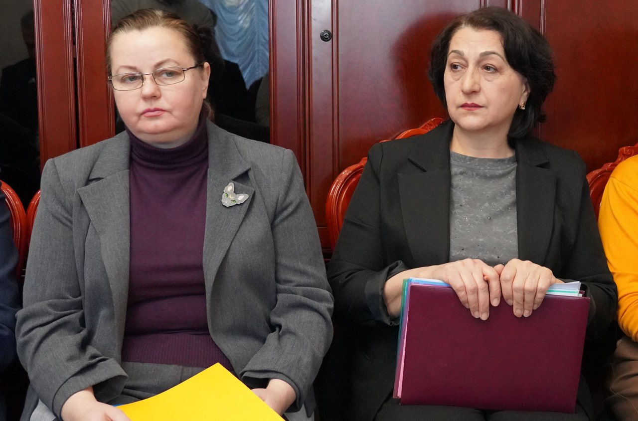 Депутат Хасан Хубиев провел расширенное заседание Комитета по здравоохранению и социальной политике Депутат Хасан Хубиев провел расширенное заседание Комитета по здравоохранению и социальной политике