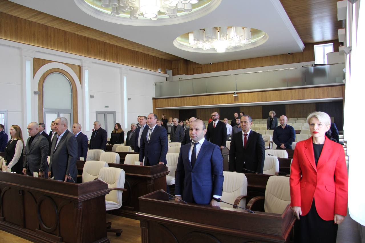 Алексей Баскаев: Принял участие в очередном 14-м заседании Думы Черкесска, на котором было рассмотрено 9 вопросов Алексей Баскаев: Принял участие в очередном 14-м заседании Думы Черкесска, на котором было рассмотрено 9 вопросов