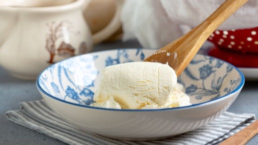 Липовую сметану узнаете в два счета: просто добавьте в нее этот продукт