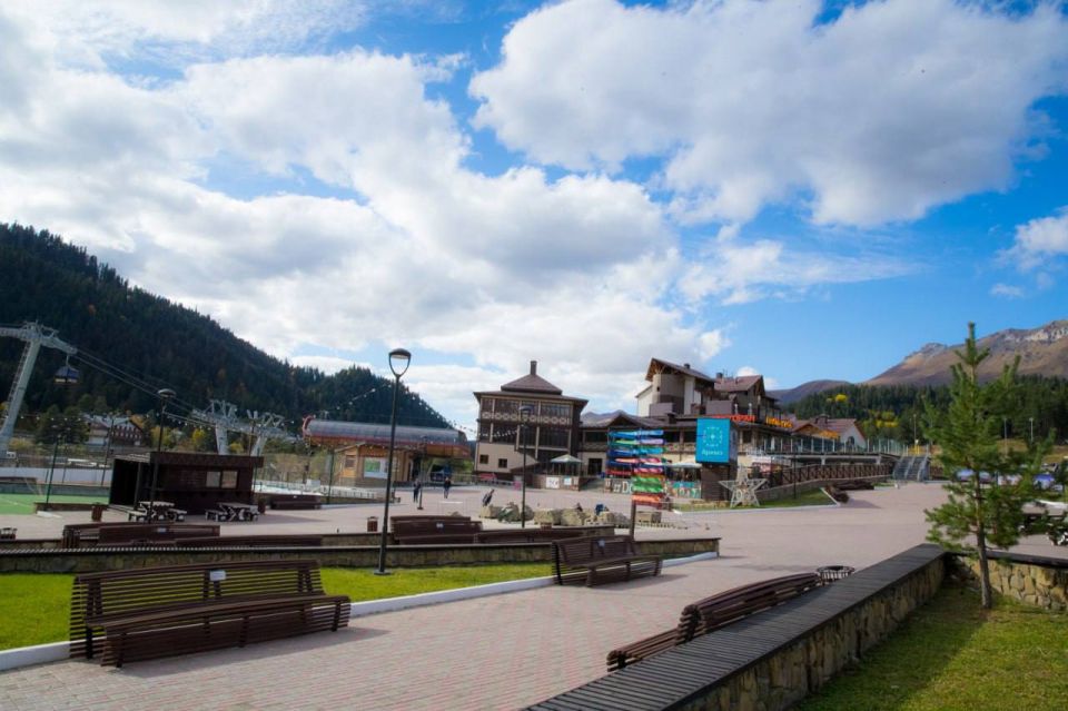 Туристический поток в Карачаево-Черкесию вырос в 2,3 раза за 10 месяцев 2025 года