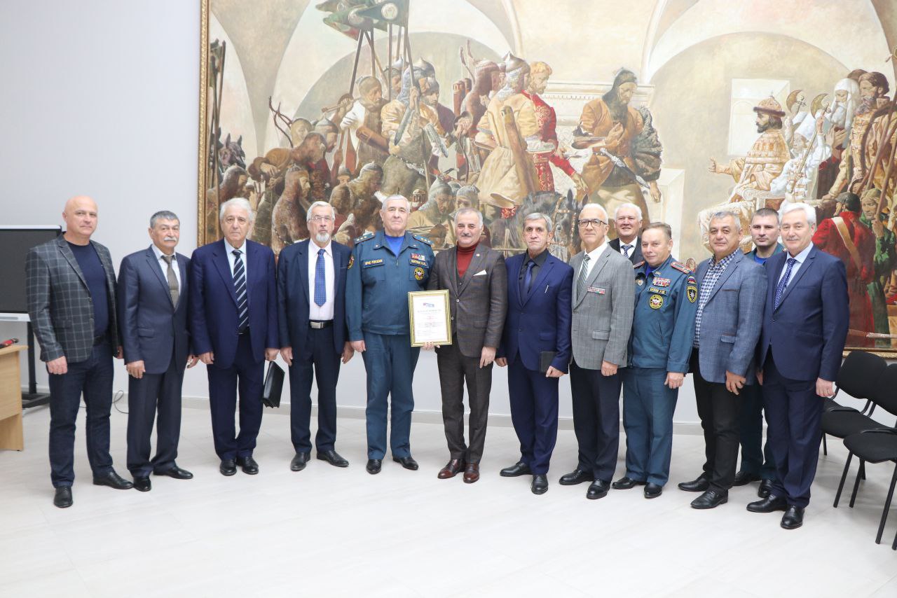 В Кабардино-Балкарии прошли сборы представителей ветеранских организаций МЧС России по СКФО В Кабардино-Балкарии прошли сборы представителей ветеранских организаций МЧС России по СКФО