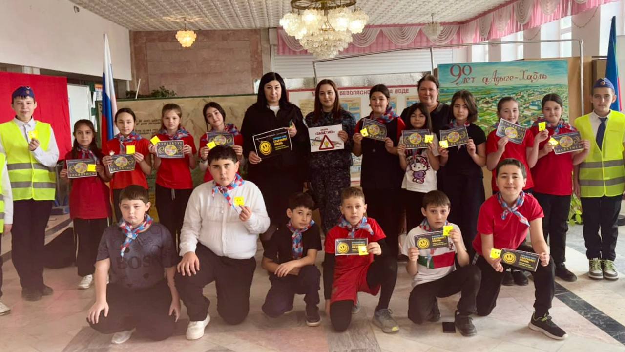 В Карачаево-Черкесии сотрудники Госавтоинспекции проводят масштабную кампанию по популяризации световозвращателей В Карачаево-Черкесии сотрудники Госавтоинспекции проводят масштабную кампанию по популяризации световозвращателей