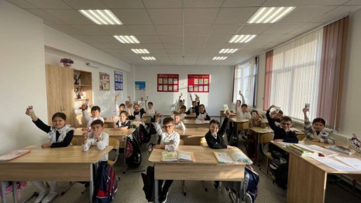 Сотрудники Госавтоинспекции МО МВД России «Хабезский» провели с учащимися общеобразовательной школы №1 а. Хабез профилактические беседы